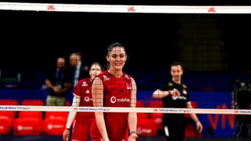 VakıfBank'ta 11 oyuncuyla yola devam kararı alındı
