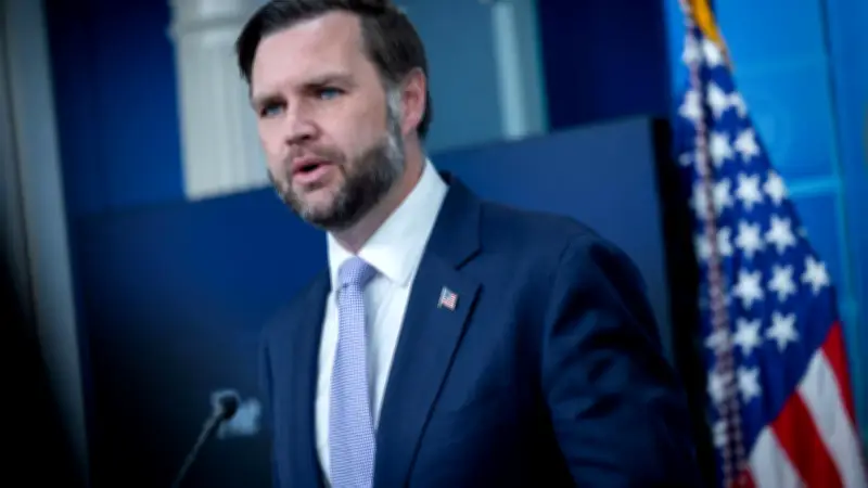 Vance: Trump'ın Amacı Pehlevi'yi İran Lideri Yapmak Değil