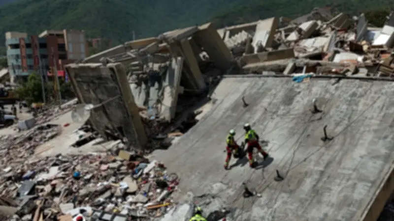 Venezuela'da Deprem: Baba ve Oğlu 4 Gün Sonra Enkazdan Kurtarıldı