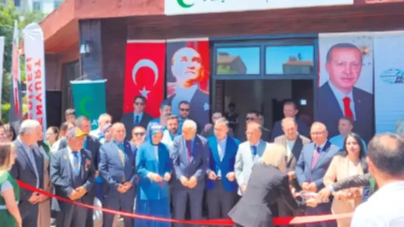 Yeşilay Esenyurt'ta Gençlik Merkezi Açtı