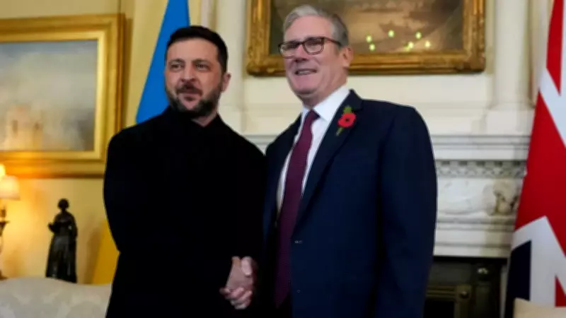 Zelenski ve Starmer'den savaşın sona ermesi için müzakere görüşmesi