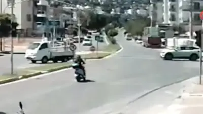 Antalya'da Çocuklarını Almak İçin Yola Çıkan Kadın Kaza Yaptı: Hayatını Kaybetti
