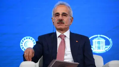 Bakan Uraloğlu: Hürmüz Boğazı'ndaki 15 gemimiz güvenle ayrıldı