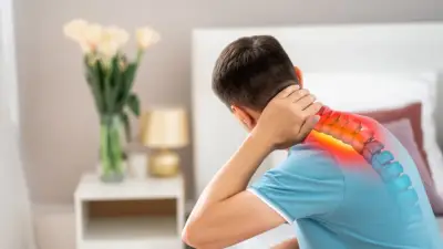 Ellerdeki Karıncalanma Boyun Fıtığı Belirtisi Olabilir