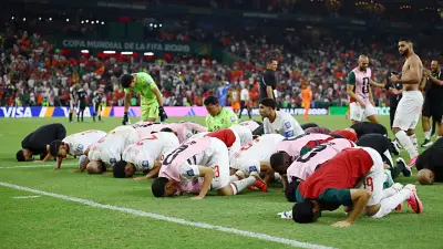 Faslı oyuncular dua ve secdeyle zaferi kutladı, Hollanda elendi