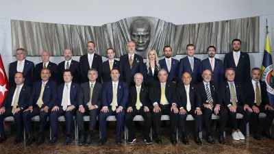 Fenerbahçe'de Aziz Yıldırım dönemi başladı: Görev dağılımı belli oldu