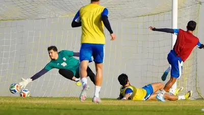 Göztepe'de kaleci adayları artıyor: Khalifeh ve Holewinski listeye girdi