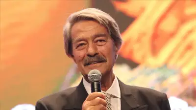 Kadir İnanır vefat etti mi? Usta oyuncu 77 yaşında hayatını kaybetti