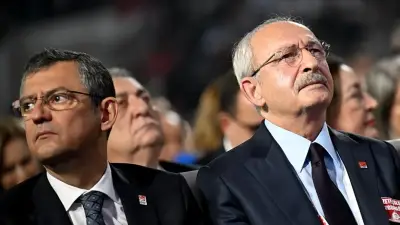 Kılıçdaroğlu MYK'yı topluyor, Özgür Özel'den 900 imza hamlesi