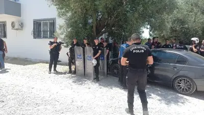 Manisa'da taşlı sopalı kavga: 6 gözaltı, 3 yaralı
