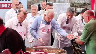Mısır Çarşısı'nda 20 Bin Kişilik Aşure İkramının 30. Yılı