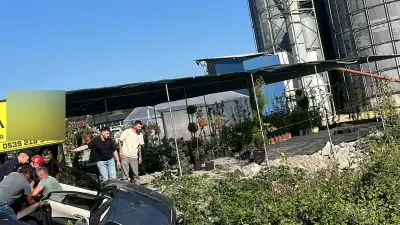 Sakarya'da Acı Kaza: Anne ile Kızı Hayatını Kaybetti