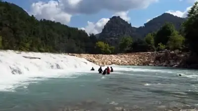Serinlemek İçin Girdiği Çayda Akıntıya Kapılan Genç Kayboldu