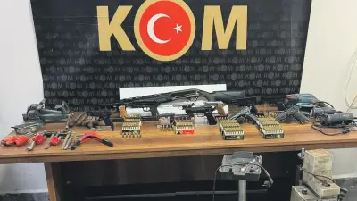 Silah kaçakçılarına operasyon: 4 tutuklama, 6 adli kontrol