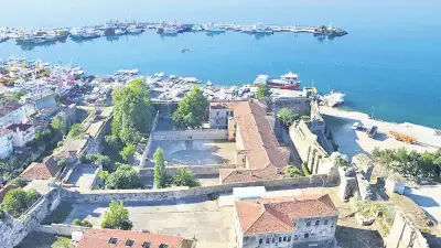 Sinop’ta Zaman, Deniz ve Duvarlar Arasında Bir Yolculuk