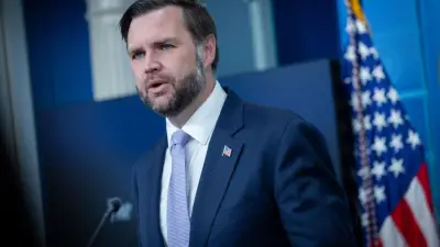 Vance: Trump'ın Amacı Pehlevi'yi İran Lideri Yapmak Değil