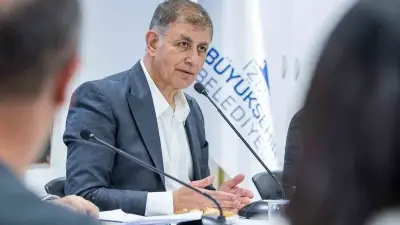 İzmir Büyükşehir Belediye Başkanı Cemil Tugay CHP'den istifa etti