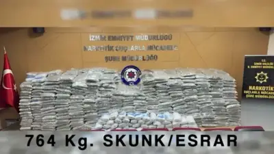 İzmir'de 764 kilo skunk ele geçirildi, 3 gözaltı