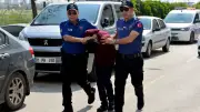 Adana'da direksiyon başında uyuya kalan dolmuş şoförü: 'Güneş yüzüme vurunca mayıştım'