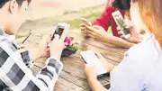 Akıllı telefonlar doğum oranlarını düşürüyor: Yeni araştırma şaşırttı