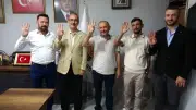 Anahtar Parti'den AK Parti'ye katılan 3 isme rozet takıldı