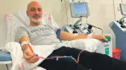 Aynı Hastaya Üç Kez Kök Hücre Bağışlayan Zübeyir Güçlü'ye Kızılay'dan Ödül