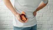 Böbrek Taşı Riski Uyarısı: Yeterli Su Tüketin