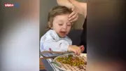 Cansel Elçin ve Tuğçe Bayat'ın oğlu Atlas'ın yemek keyfi
