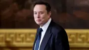 Elon Musk Küresel Satış Dalgasıyla Trilyoner Unvanını Kaybetti