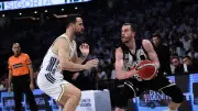 Fenerbahçe Beko, Beşiktaş'ı 82-71 Yenerek Seride 2-1 Öne Geçti