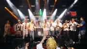 Galatasaray'ın Şampiyonluk Kupası Denizli'de 2.500 Taraftarla Buluştu
