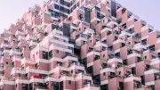 Görenleri Şoke Eden Çılgın Apartman: Kunshan Piramidi