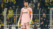 Göztepe'nin Polonyalı kalecisi Mateusz Lis, Lech Poznan'a transfer oldu
