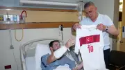 Hacıosmanoğlu, kaza geçiren polis McGhee'yi hastanede ziyaret etti