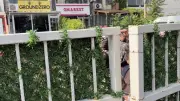LGS'ye dakikalar kala öğrenciler okul bahçesine alınmayınca gerginlik yaşandı