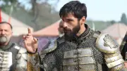 Mehmed: Fetihler Sultanı 83. Bölüm Sezon Finali İzle: Vlad Dracula'nın Acınası Hali