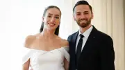 Milli voleybolcu Sıla Çalışkan ve Emre Yanık Çeşme'de tatil keyfi