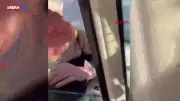 Ümraniye'de servis şoförü ile otomobil sürücüsü arasındaki yol verme kavgası kamerada