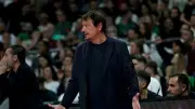 Panathinaikos, Olympiakos'u yenerek seriyi 2-2 yaptı
