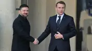 Zelenskiy ile Macron'un G7 Zirvesi'ndeki Diyaloğu Kameraya Yansıdı