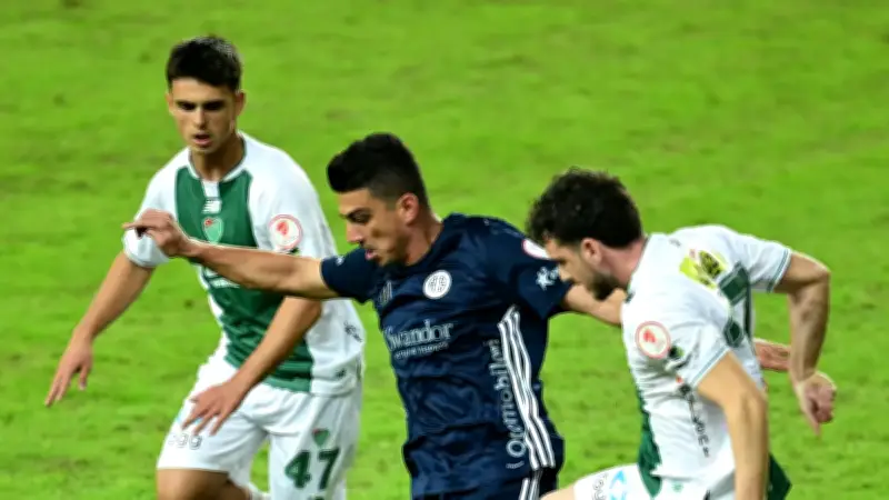 Antalyaspor, Soner Dikmen ve Erdoğan Yeşilyurt ile 2 yıl daha uzattı
