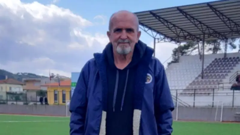 Aydın Kuşadası'nda boğulma tehlikesi: Emekli öğretmen Mahmut Öz hayatını kaybetti