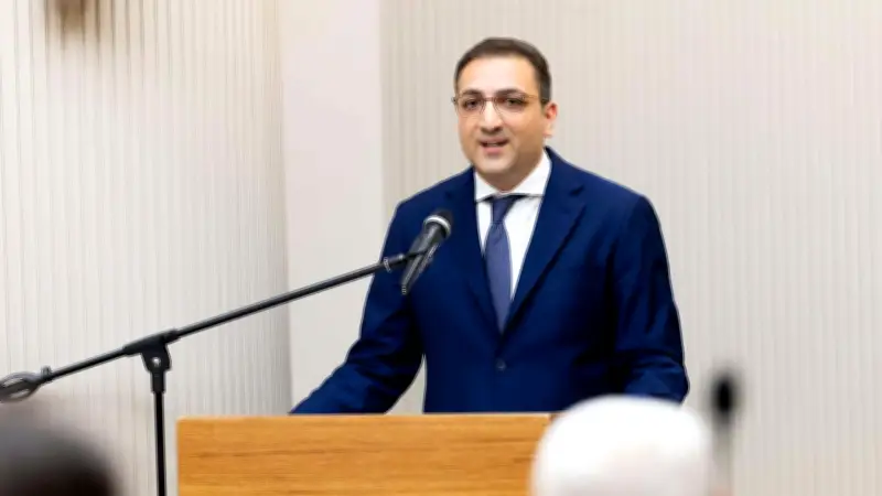 Balçova Belediye Başkanı Onur Yiğit Rüşvet Soruşturmasında Görevden Uzaklaştırıldı
