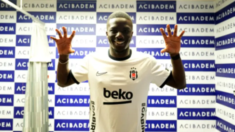 Beşiktaş'ın Yeni Transferi Kassoum Ouattara Sağlık Kontrolünden Geçti