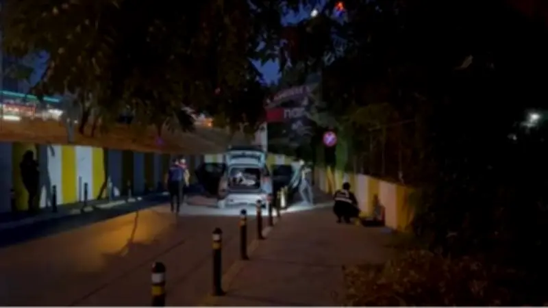 Beylikdüzü'nde polis ile şüpheliler arasında arbede: 1 yaralı