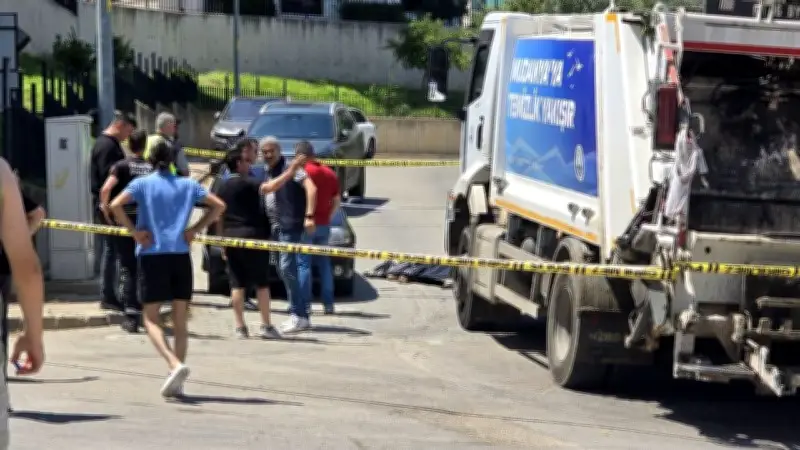 Bursa'da Çöp Kamyonunun Altında Kalan 70 Yaşındaki Adam Hayatını Kaybetti