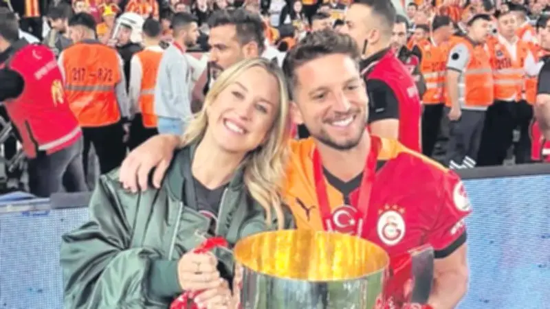 Dries Mertens ve Kat Kerkhofs'un İstanbul Aşkı Yeni Boyuta Taşındı