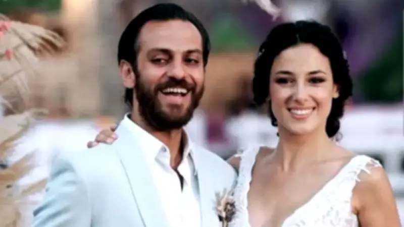 Erkan Kolçak Köstendil'den Boşanma Sonrası İlk Açıklama: Biz Hep Beraberiz