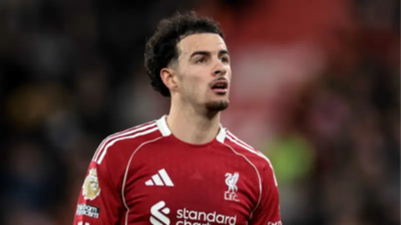 Galatasaray, Curtis Jones için Inter ve Nottingham Forest ile yarışıyor