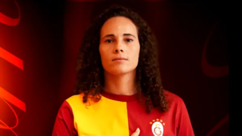 Galatasaray Kadın Futbol Takımı, Portekizli Kaleci Patricia Morais'i Transfer Etti